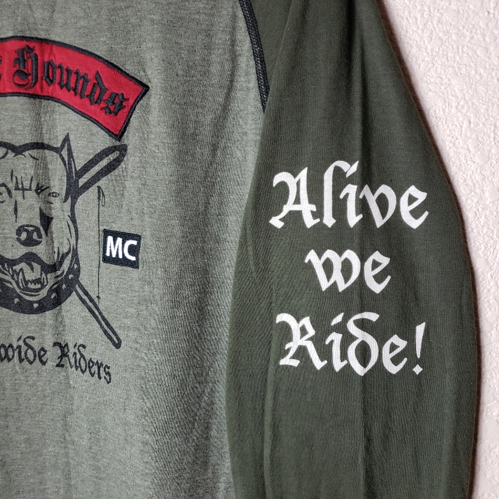 POWDER HOUNDS Green Motorcycle Baseball T-shirt